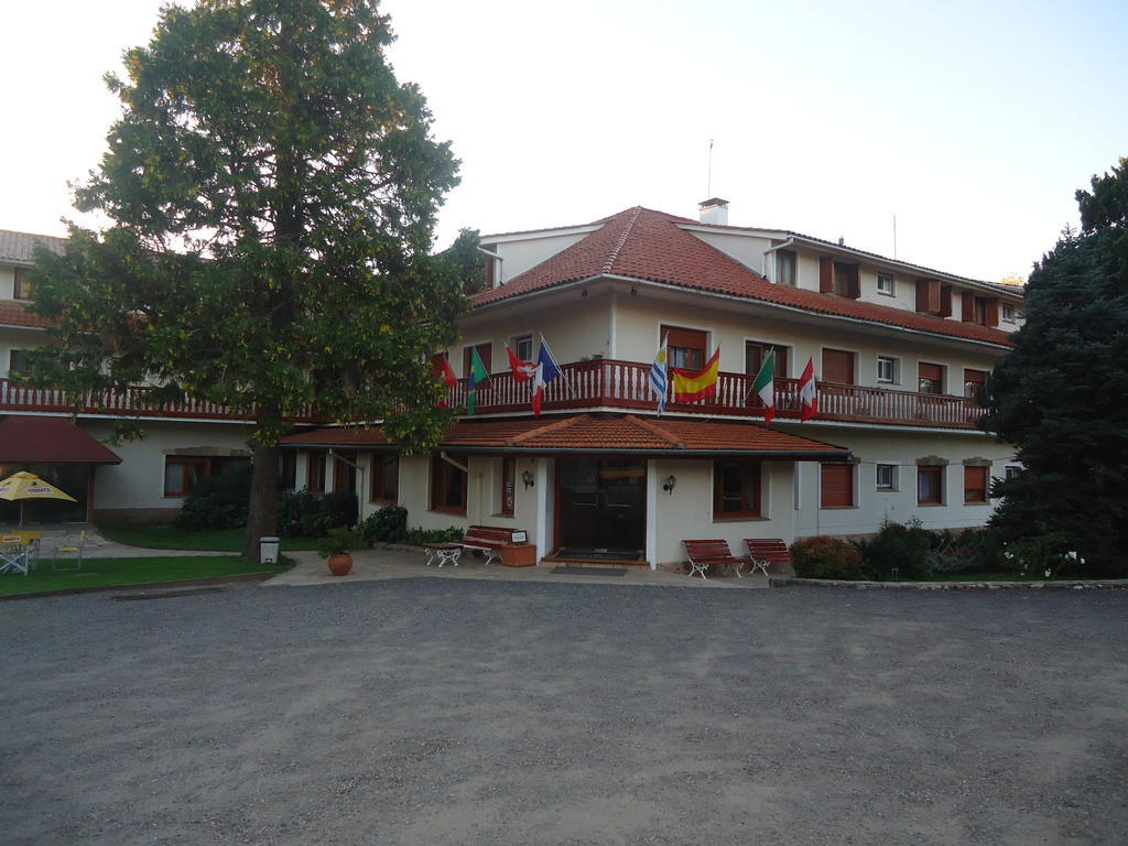 ויז'ה חנראל בלגרנו Hotel Edelweiss מראה חיצוני תמונה